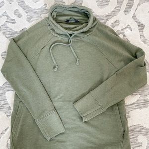 North Face Pull-Over